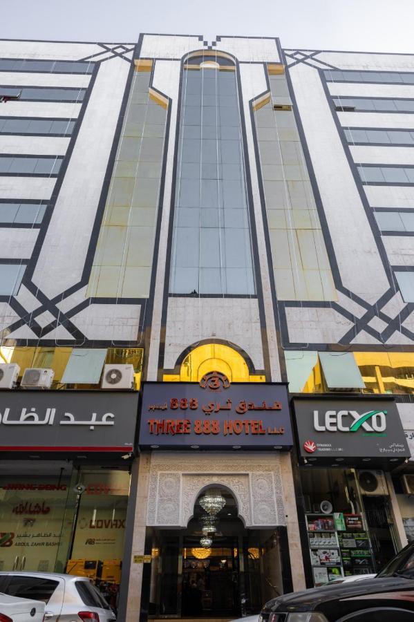 Three 888 فندق