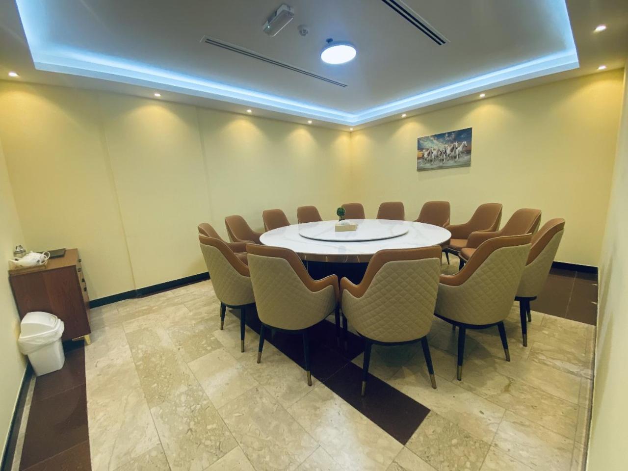 فندق Three 888 دبي